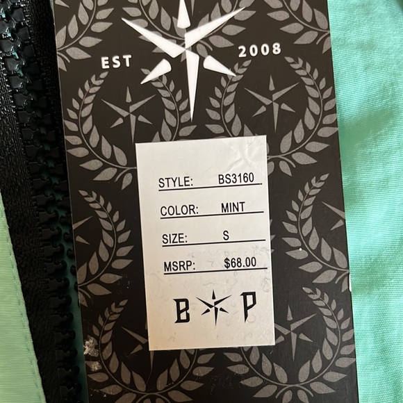 Black Pike Mesh Cargo Shorts - Picture 3 of 3